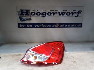 Gebruikte Achterlicht rechts Ford Fiesta 6 (JA8) 1.0 Ti-VCT 12V 65 Prijs € 20,00 Margeregeling aangeboden door Autobedrijf Hoogerwerf