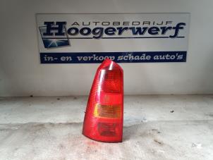 Gebruikte Achterlicht links Ford Focus 1 Wagon 1.6 16V Prijs € 20,00 Margeregeling aangeboden door Autobedrijf Hoogerwerf