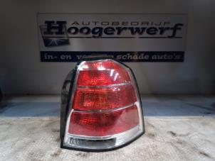 Gebruikte Achterlicht rechts Opel Zafira (M75) 1.9 CDTI 16V Prijs € 50,00 Margeregeling aangeboden door Autobedrijf Hoogerwerf