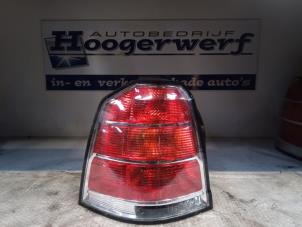 Gebruikte Achterlicht links Opel Zafira (M75) 1.9 CDTI 16V Prijs € 50,00 Margeregeling aangeboden door Autobedrijf Hoogerwerf
