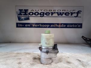 Gebruikte Stuurbekrachtiging Pomp Volkswagen Polo IV (9N1/2/3) 1.2 Prijs € 40,00 Margeregeling aangeboden door Autobedrijf Hoogerwerf