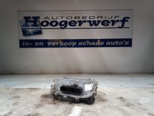 Gebruikte Schakelrobot Opel Corsa C (F08/68) 1.2 16V Prijs € 400,00 Margeregeling aangeboden door Autobedrijf Hoogerwerf