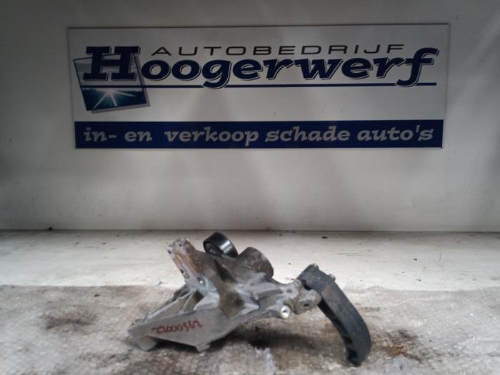 Gebruikte Motorsteun Fiat Doblo (223A/119) 1.4 Prijs € 50,00 Margeregeling aangeboden door Autobedrijf Hoogerwerf