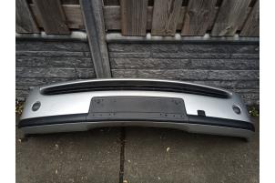 Gebruikte Voorbumper BMW 3 serie (E46/4) 318i 16V Prijs € 70,00 Margeregeling aangeboden door Autobedrijf Hoogerwerf