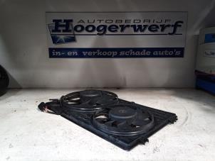 Gebruikte Radiateurfan Volkswagen Golf Plus (5M1/1KP) 1.4 TSI 122 16V Prijs € 100,00 Margeregeling aangeboden door Autobedrijf Hoogerwerf