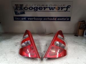 Gebruikte Achterlichtset links + rechts Mercedes A (W169) 1.5 A-150 5-Drs. Prijs € 40,00 Margeregeling aangeboden door Autobedrijf Hoogerwerf