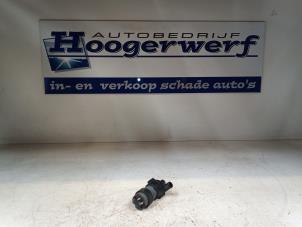 Gebruikte Waterpomp Mercedes CLK (R209) 3.5 350 V6 18V Prijs € 20,00 Margeregeling aangeboden door Autobedrijf Hoogerwerf