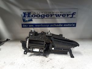Gebruikte Kachelhuis Opel Karl 1.0 12V Prijs € 250,00 Margeregeling aangeboden door Autobedrijf Hoogerwerf
