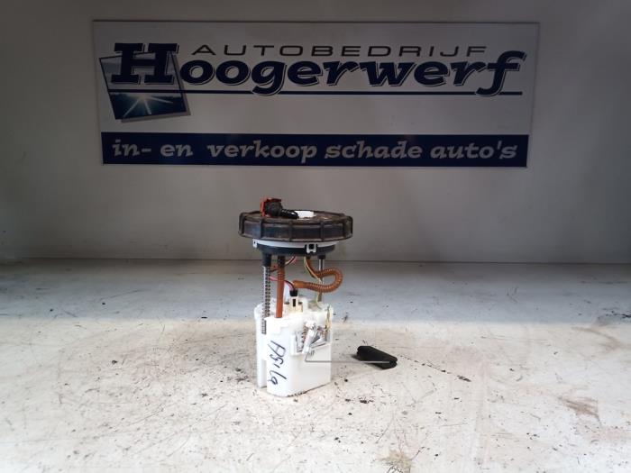 Brandstofpomp Elektrisch van een Opel Agila (B) 1.2 16V 2010