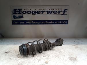 Gebruikte Schokdemperpoot rechts-voor Suzuki Swift (ZA/ZC/ZD) 1.2 16V Prijs € 35,00 Margeregeling aangeboden door Autobedrijf Hoogerwerf