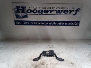 Gebruikte Combischakelaar Stuurkolom Seat Ibiza IV SC (6J1) 1.2 TSI Prijs € 40,00 Margeregeling aangeboden door Autobedrijf Hoogerwerf