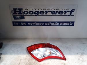 Gebruikte Achterlicht rechts Suzuki Swift (ZA/ZC/ZD) 1.2 16V Prijs € 70,00 Margeregeling aangeboden door Autobedrijf Hoogerwerf