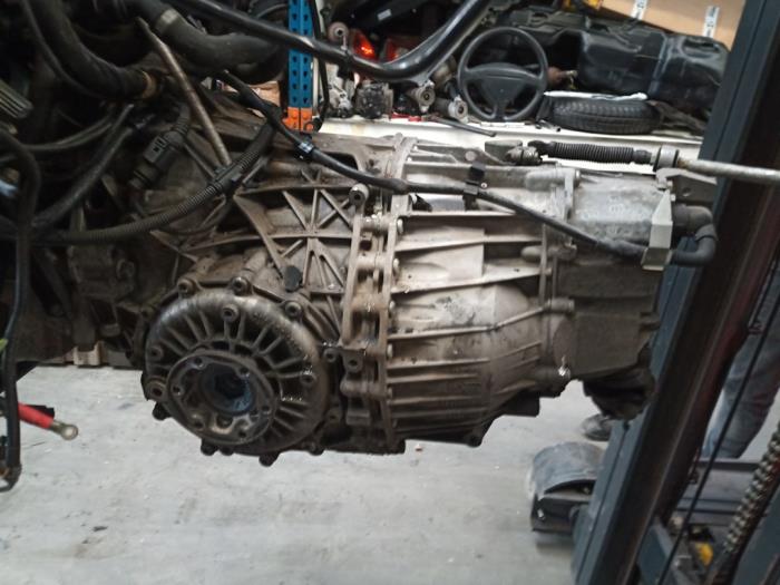 Gebruikte Automaatbak Audi A4 (B6) 2.0 20V Prijs € 450,00 Margeregeling aangeboden door Autobedrijf Hoogerwerf