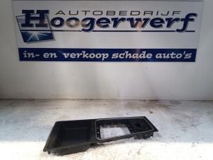 Gebruikte Middenconsoles Seat Leon (KLB) 1.0 TSI 12V Prijs € 200,00 Margeregeling aangeboden door Autobedrijf Hoogerwerf