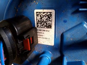 Gebruikte Koolstoffilter Seat Leon (KLB) 1.0 TSI 12V Prijs € 20,00 Margeregeling aangeboden door Autobedrijf Hoogerwerf