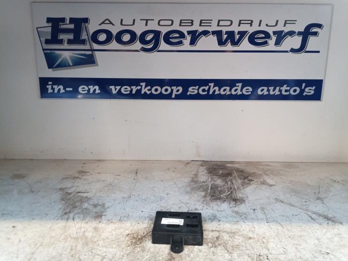 Gebruikte Computer Stuurbekrachtiging Renault Captur I (2R) 1.2 TCE 16V EDC Prijs € 50,00 Margeregeling aangeboden door Autobedrijf Hoogerwerf