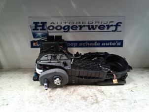 Gebruikte Chaufagebak Volkswagen Golf Plus (5M1/1KP) 1.4 TSI 122 16V Prijs € 150,00 Margeregeling aangeboden door Autobedrijf Hoogerwerf