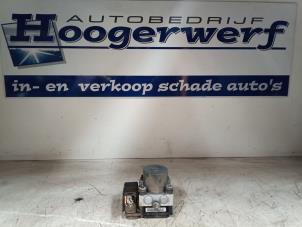 Gebruikte ABS Pomp Peugeot Partner (GC/GF/GG/GJ/GK) 1.6 HDI 75 16V Prijs € 100,00 Margeregeling aangeboden door Autobedrijf Hoogerwerf