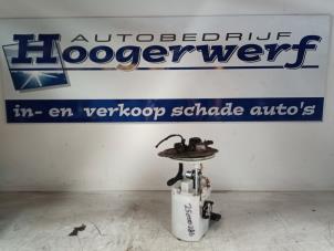 Gebruikte Tank element Pomp Hyundai i10 (F5) 1.1i 12V Prijs € 20,00 Margeregeling aangeboden door Autobedrijf Hoogerwerf