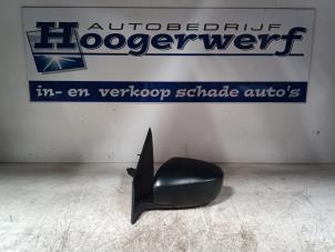 Gebruikte Buitenspiegel links Suzuki Celerio (LF) 1.0 12V Dualjet Prijs € 60,00 Margeregeling aangeboden door Autobedrijf Hoogerwerf