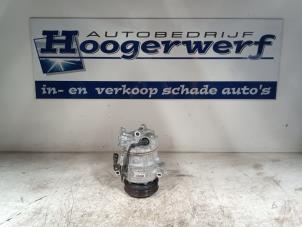 Gebruikte Aircopomp Renault Megane IV (RFBB) 1.6 GT Energy TCe 205 EDC Prijs € 90,00 Margeregeling aangeboden door Autobedrijf Hoogerwerf