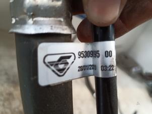 Gebruikte Airco Leiding Peugeot 208 I (CA/CC/CK/CL) 1.2 Vti 12V PureTech Prijs € 120,00 Margeregeling aangeboden door Autobedrijf Hoogerwerf