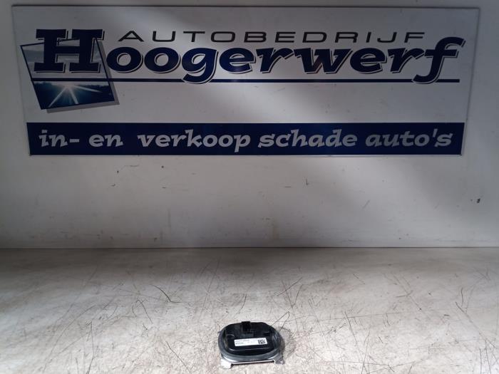 Gebruikte Module LED koplamp Renault Megane IV (RFBB) 1.6 GT Energy TCe 205 EDC Prijs € 30,00 Margeregeling aangeboden door Autobedrijf Hoogerwerf