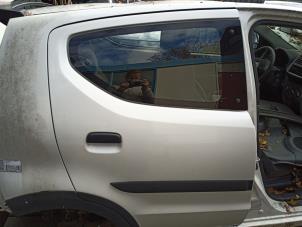 Gebruikte Deur 4Deurs rechts-achter Suzuki Alto 1.0 12V Prijs € 120,00 Margeregeling aangeboden door Autobedrijf Hoogerwerf