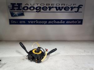 Gebruikte Combischakelaar Stuurkolom Mitsubishi Colt (CJ) 1.3 GL,GLX 12V Prijs € 20,00 Margeregeling aangeboden door Autobedrijf Hoogerwerf