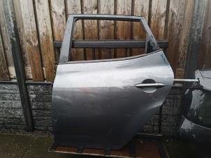 Gebruikte Portier 4Deurs links-achter Kia Venga 1.4 CVVT 16V Prijs € 100,00 Margeregeling aangeboden door Autobedrijf Hoogerwerf