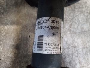 Gebruikte Mac Phersonpoot links-voor Hyundai i20 (GBB) 1.2i 16V Prijs € 40,00 Margeregeling aangeboden door Autobedrijf Hoogerwerf