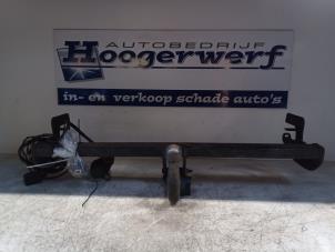 Gebruikte Trekhaak Citroen C4 Cactus (0B/0P) 1.2 PureTech 82 12V Prijs € 125,00 Margeregeling aangeboden door Autobedrijf Hoogerwerf