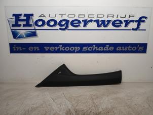 Gebruikte A-stijl Afdekkap links Volkswagen Up! (121) 1.0 12V 60 Prijs € 40,00 Margeregeling aangeboden door Autobedrijf Hoogerwerf