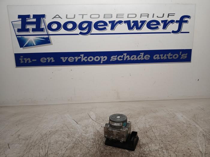 Gebruikte ABS Pomp Mazda CX-5 I (KE,GH) 2.0 SkyActiv-G 16V 2WD Prijs € 200,00 Margeregeling aangeboden door Autobedrijf Hoogerwerf