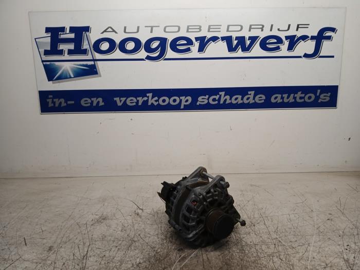 Gebruikte Dynamo Renault Express 1.5 dCi 75 Prijs € 125,00 Margeregeling aangeboden door Autobedrijf Hoogerwerf