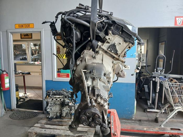 Gebruikte Versnellingsbak BMW 1 serie (E87/87N) 116i 1.6 16V Prijs € 100,00 Margeregeling aangeboden door Autobedrijf Hoogerwerf