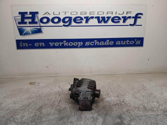 Gebruikte Dynamo Ford Fiesta 6 (JA8) 1.25 16V Prijs € 25,00 Margeregeling aangeboden door Autobedrijf Hoogerwerf