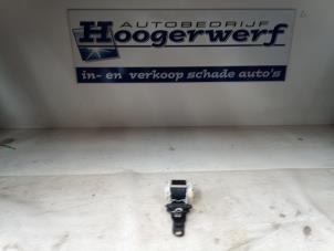 Gebruikte Veiligheidsgordel rechts-achter Toyota Aygo (B10) 1.0 12V VVT-i Prijs € 30,00 Margeregeling aangeboden door Autobedrijf Hoogerwerf