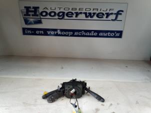 Gebruikte Schakelaar Stuurkolom (licht) Renault Laguna Prijs € 50,00 Margeregeling aangeboden door Autobedrijf Hoogerwerf
