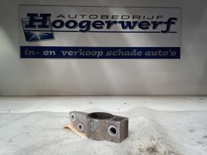 Gebruikte Draagarm Rubber onder-links-voor Audi A3 Sportback (8PA) 1.8 TFSI 16V Prijs € 40,00 Margeregeling aangeboden door Autobedrijf Hoogerwerf