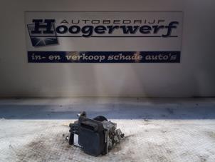 Gebruikte ABS Pomp Mercedes E Combi (S210) 3.2 E-320 CDI 24V Prijs € 25,00 Margeregeling aangeboden door Autobedrijf Hoogerwerf