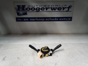 Gebruikte Schakelaar Stuurkolom (licht) Hyundai Matrix 1.6 16V Prijs € 30,00 Margeregeling aangeboden door Autobedrijf Hoogerwerf