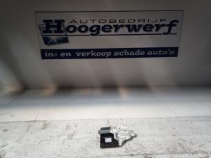 Gebruikte Motor electrisch raam Audi A3 Sportback (8PA) 1.8 TFSI 16V Prijs € 35,00 Margeregeling aangeboden door Autobedrijf Hoogerwerf