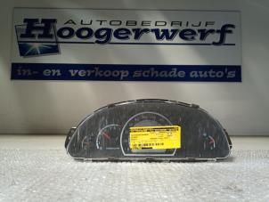 Gebruikte Instrumentenpaneel Hyundai Matrix 1.6 16V Prijs € 65,00 Margeregeling aangeboden door Autobedrijf Hoogerwerf