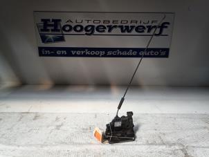 Gebruikte Slotmechaniek Portier 4Deurs links-achter Fiat Punto Evo (199) 1.3 JTD Multijet 85 16V Euro 5 Prijs € 30,00 Margeregeling aangeboden door Autobedrijf Hoogerwerf