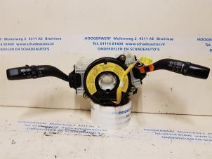 Gebruikte Combischakelaar Stuurkolom Mazda 6 (GG12/82) 1.8i 16V Prijs € 30,00 Margeregeling aangeboden door Autobedrijf Hoogerwerf