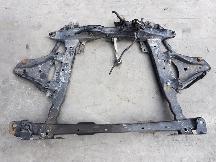 Gebruikte Subframe Renault Twingo II (CN) 1.5 dCi 90 FAP Prijs € 100,00 Margeregeling aangeboden door Autobedrijf Hoogerwerf
