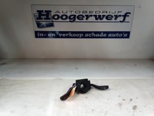 Gebruikte Licht + Raw Schakelaar Volkswagen Polo V (6R) 1.2 TDI 12V BlueMotion Prijs € 55,00 Margeregeling aangeboden door Autobedrijf Hoogerwerf