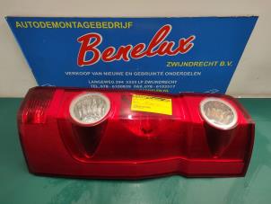 Gebruikte Achterlicht rechts Volkswagen Crafter 2.5 TDI 30/32/35/46/50 Prijs op aanvraag aangeboden door Benelux Zwijndrecht B.V.