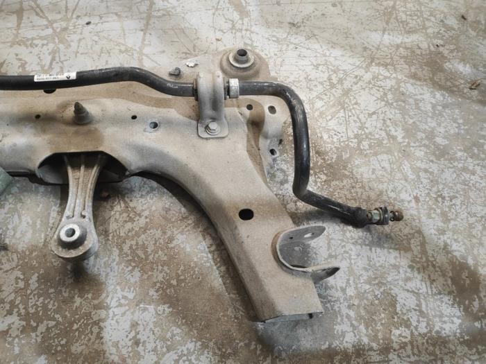 Gebruikte Subframe Renault Kangoo Express (FW) 1.5 dCi 75 Prijs op aanvraag aangeboden door Benelux Zwijndrecht B.V.